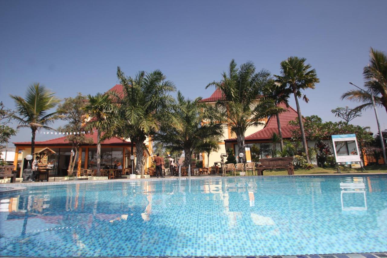 Ciptaningati Hotel Batu  Exterior foto